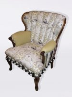 The Whole 9 Yards_Charming Chair